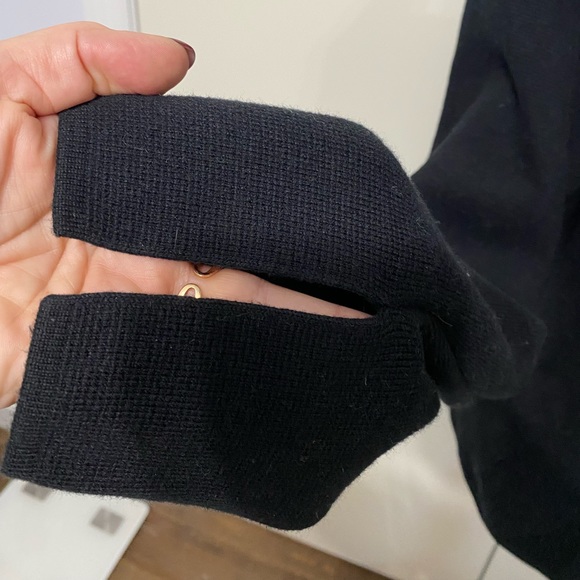 Banana Republic Cardigan - Picture 5 of 7